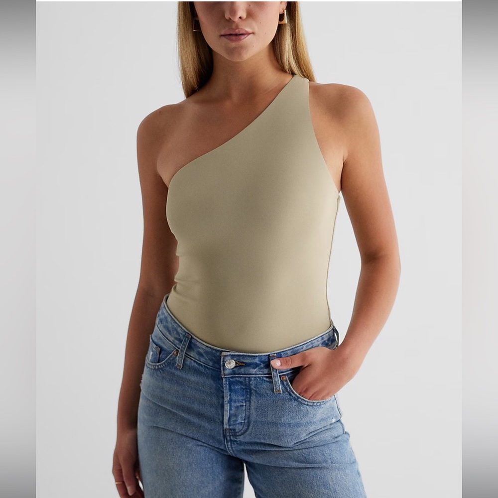 Body contour high compression one shoulder bodysuit
